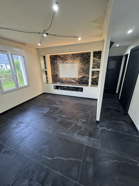 carrelage sol et arrière fond meuble tv