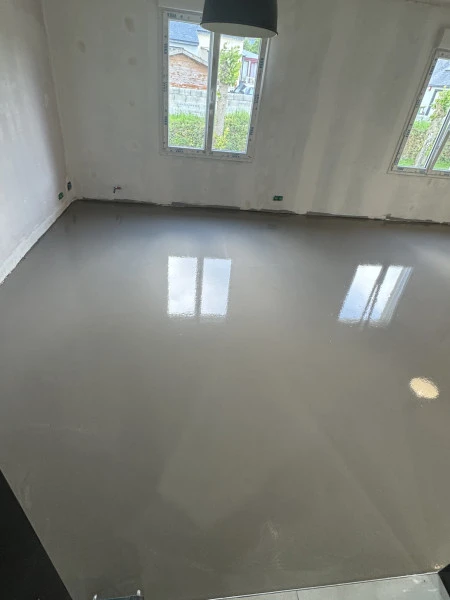 ragréage avant pose de carrelage